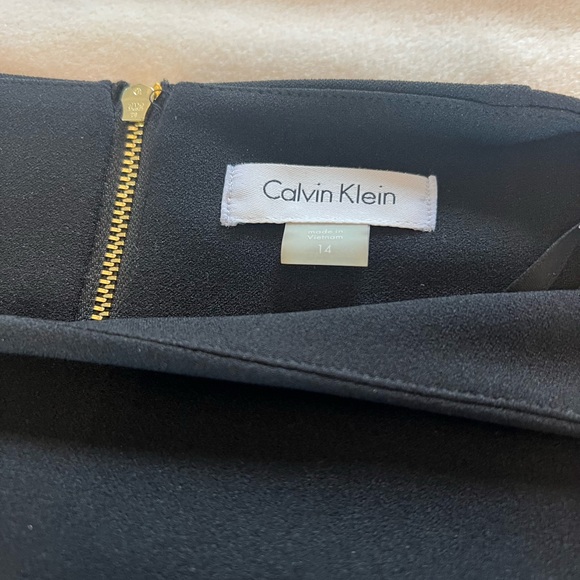 Calvin Klein Black Cocktail Dress with 10” Slit Bell Sleeves - Size 14 - Picture 6 of 16